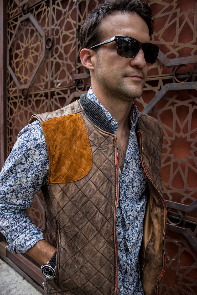 hunter leather vest in vintage brown hunter leather vest in vintage brown